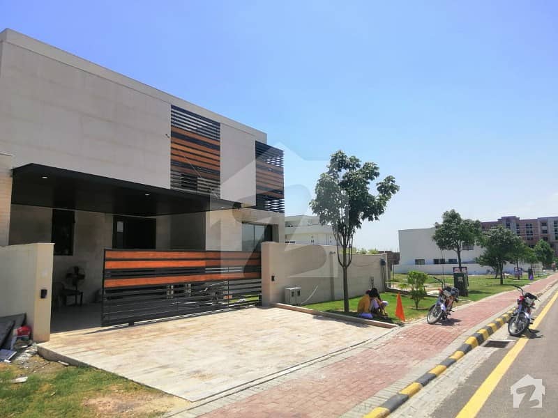 فیصل ٹاؤن - ایف ۔ 18 اسلام آباد میں 6 کمروں کا 1 کنال مکان 6.5 کروڑ میں برائے فروخت۔