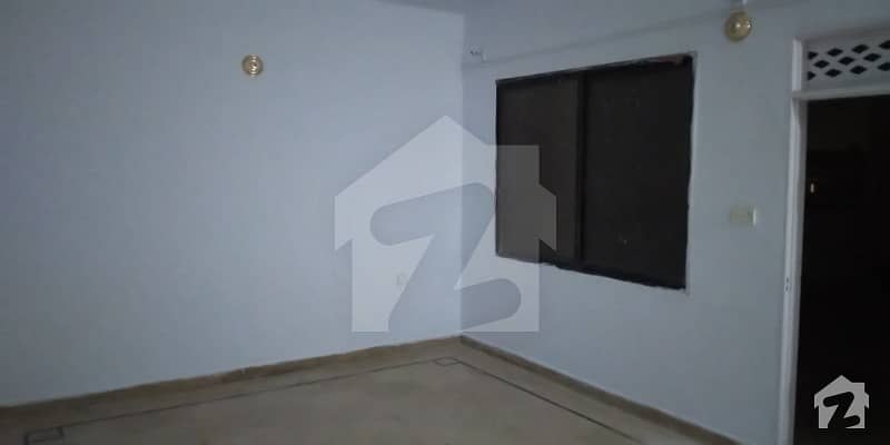 2 Bed House With Lounge For Rent