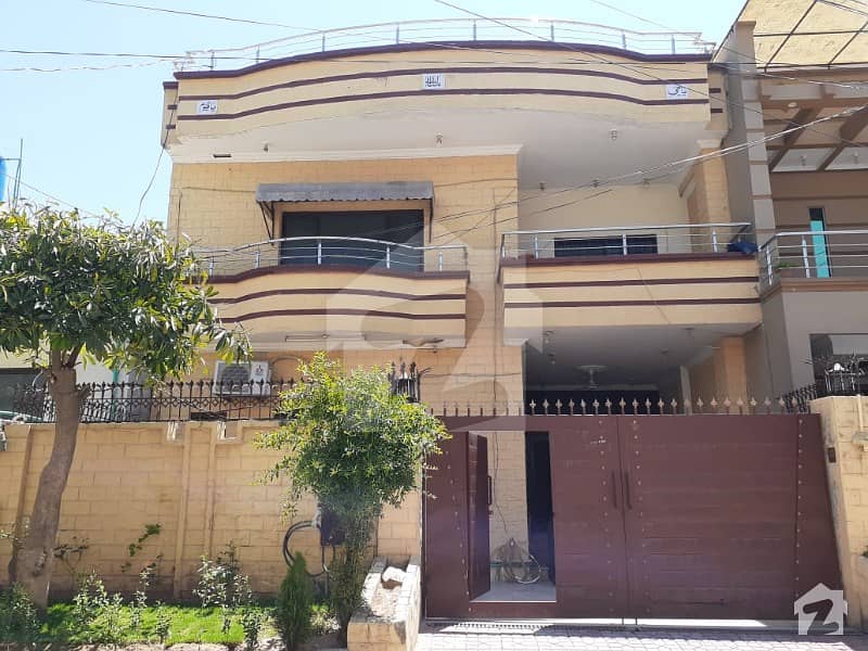 4 Beds Double Storey 10 Marla House For Sale