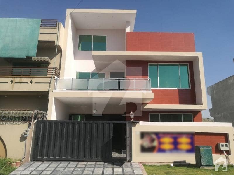 30x70 Best Location And Best Constructed House For Sale Block D Mvhs Sector D 17 2 Islamabad