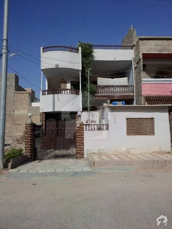 Commercial Triple Storey House Is Available For Sale