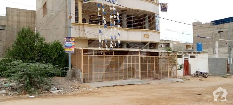 سرجانی ٹاؤن - سیکٹر 5 ای سُرجانی ٹاؤن گداپ ٹاؤن کراچی میں 11 کمروں کا 10 مرلہ مکان 2.1 کروڑ میں برائے فروخت۔