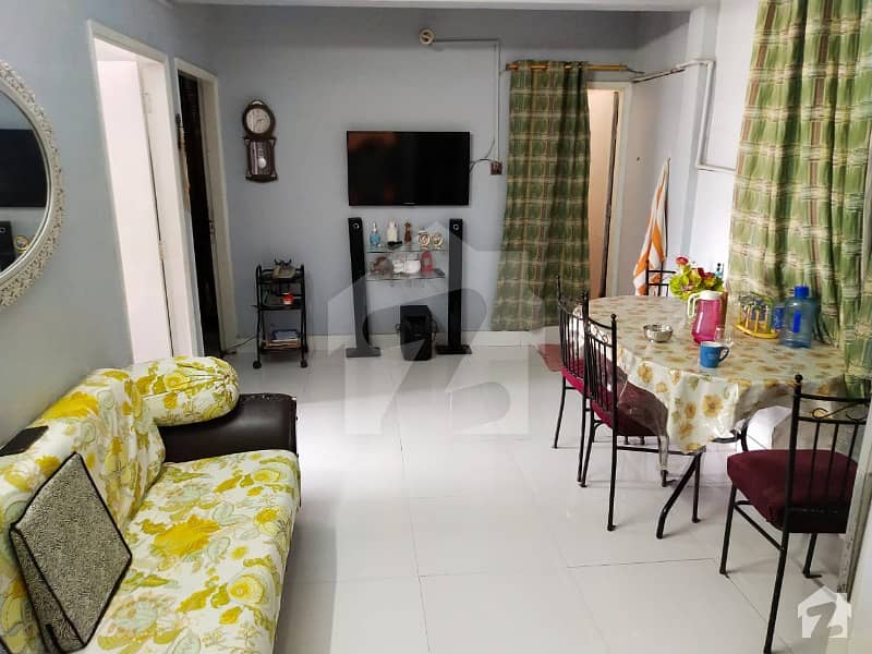 دھوراجی کالونی گلشنِ اقبال ٹاؤن کراچی میں 6 کمروں کا 1.2 کنال مکان 3 لاکھ میں کرایہ پر دستیاب ہے۔