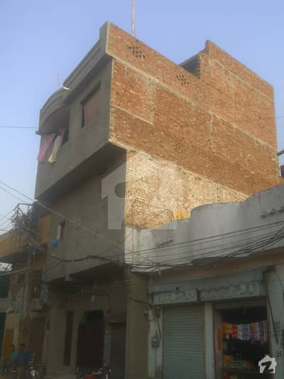 Main Road Farkha Abad Shahdra Lahore 2.5 Marla 4th Floor House For Sale