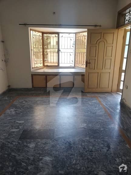 10 Marla House For Rent In Kehkashan Colony