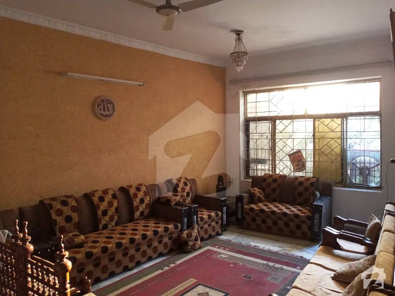 فضل ٹاؤن راولپنڈی میں 3 کمروں کا 10 مرلہ مکان 1.25 کروڑ میں برائے فروخت۔