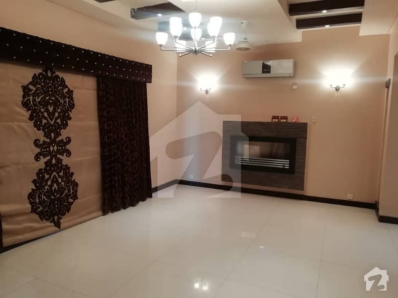 1 Kanal Luxury Bungalow For Rent In Dha Phase 3 Near Park