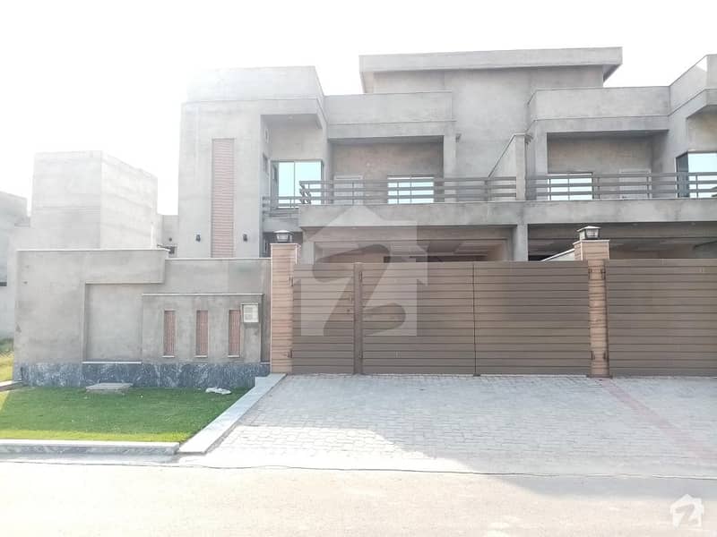 sitara gold City satiana Road Beautiful Portion Is Available For Rent