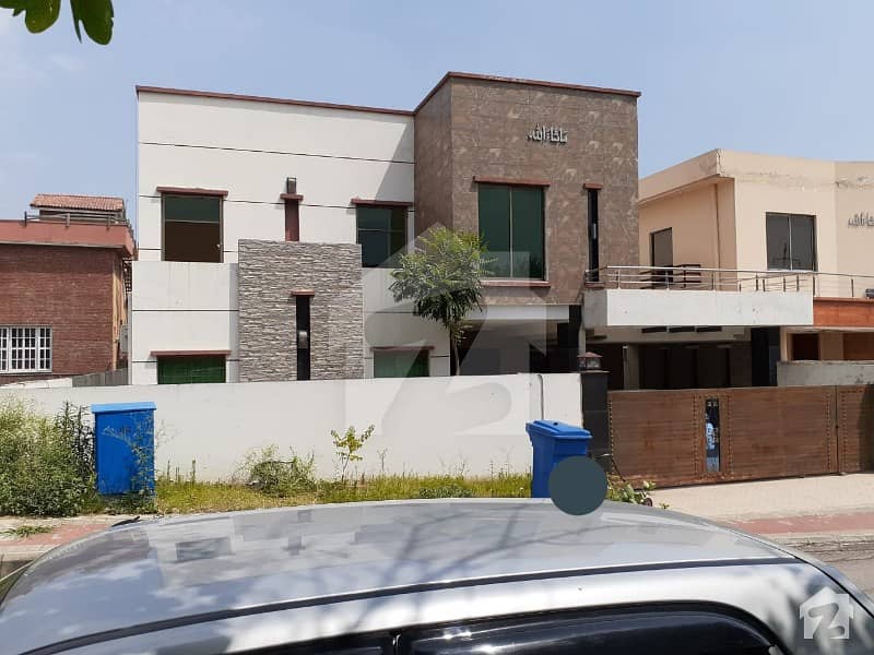 Bahria Town Phase 3 1 Kanal House Available For Rent