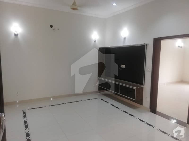 10 Marla Portion For Rent In Wapda Town Phase 1 Block K2