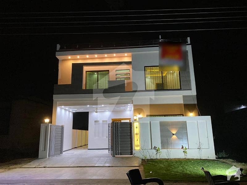 10 Marla Brand New House For Sale Facing Park  In J-block Lda Avenue One Lahore