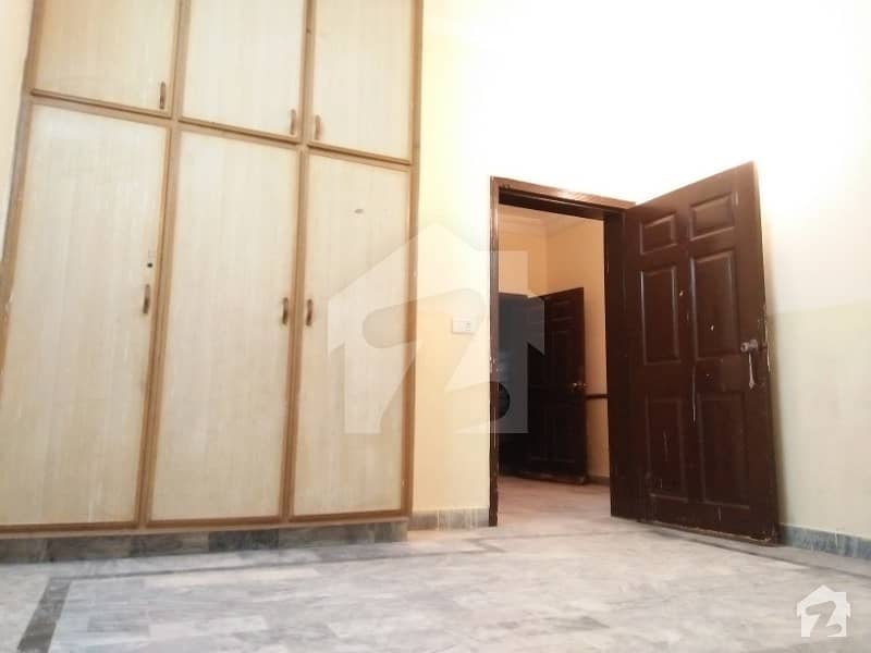 Upper Portion Is Available For Rent In Mustafa Town