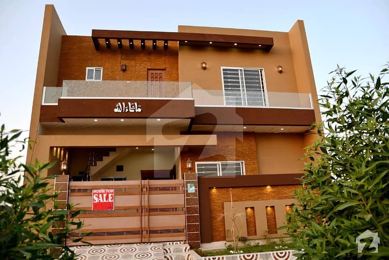 ٹیک ٹاؤن (ٹی این ٹی کالونی) ستیانہ روڈ فیصل آباد میں 3 کمروں کا 5 مرلہ مکان 75 لاکھ میں برائے فروخت۔
