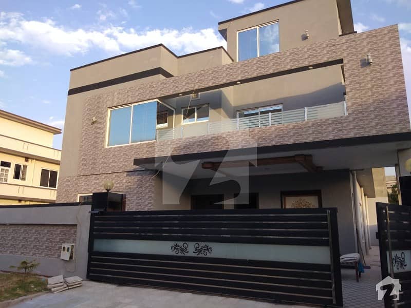 Brand New House For Sale In Media Town