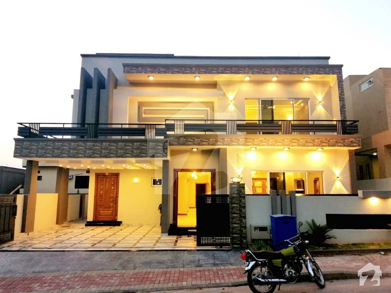 Nicely Build 1 Kanal House For Sale In Bahria Town