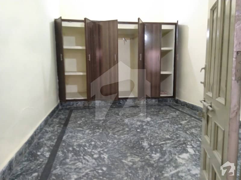 شرقپور شریف شیخوپورہ میں 2 کمروں کا 5 مرلہ مکان 60 لاکھ میں برائے فروخت۔