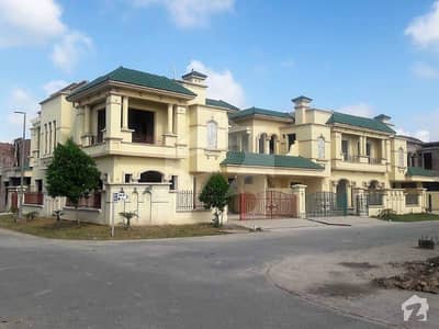 رائل آرچرڈ ملتان پبلک سکول روڈ ملتان میں 4 کمروں کا 8 مرلہ مکان 1.35 کروڑ میں برائے فروخت۔ رائل آرچرڈ ملتان پبلک سکول روڈ ملتان میں 4 کمروں کا 8 مرلہ مکان 1.35 کروڑ میں برائے فروخت۔