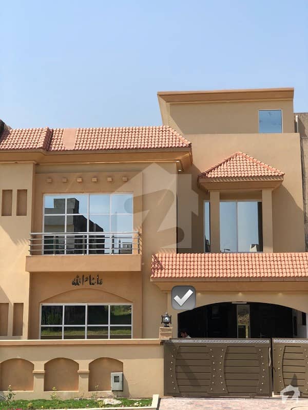 Brand New 7 Marla Luxurious House Available