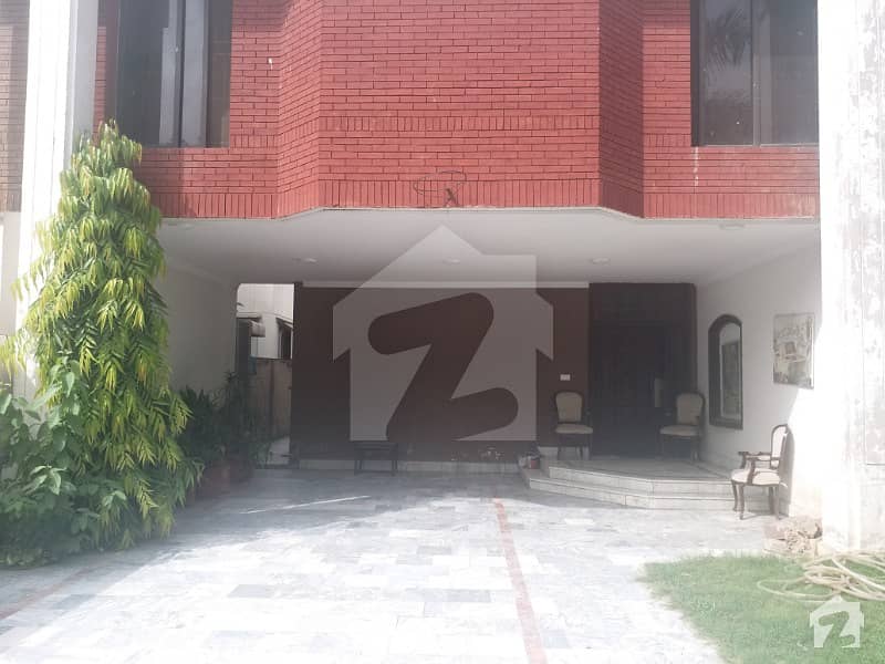 10 Marla House For Rent In Upper Mall Lahore