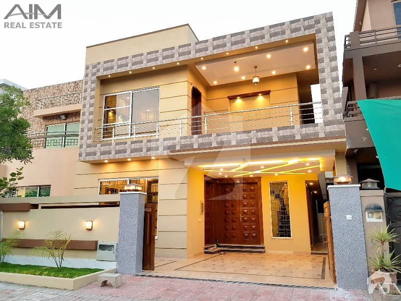 Luxury 10 Marla 5 Bed House For Sale