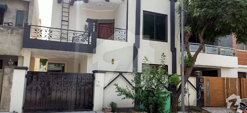5 Marla House For Sale In Umar Block Sector B Bahria Town Lahore