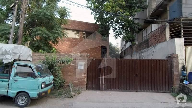 35 Marla Building For Sale In Main Market F Block Of Gulberg 2 Lahore