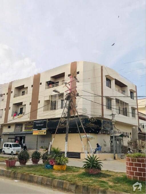 نارتھ ناظم آباد ۔ بلاک این نارتھ ناظم آباد کراچی میں 4 کمروں کا 9 مرلہ بالائی پورشن 1.4 کروڑ میں برائے فروخت۔