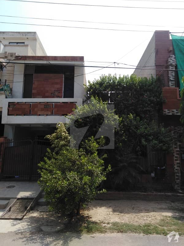 واپڈا ٹاؤن فیز 1 واپڈا ٹاؤن لاہور میں 2 کمروں کا 5 مرلہ مکان 25 ہزار میں کرایہ پر دستیاب ہے۔