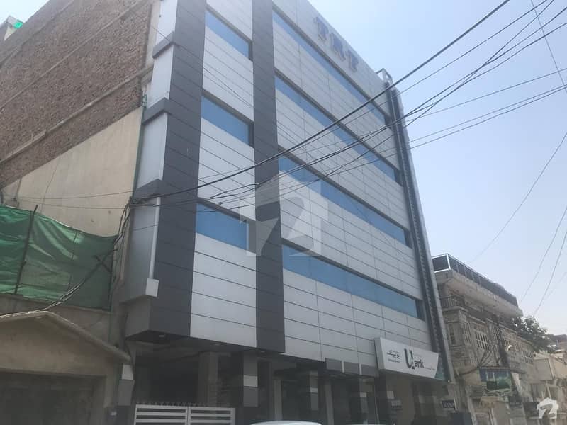 گُل بہار پشاور میں 16 مرلہ عمارت 25 کروڑ میں برائے فروخت۔