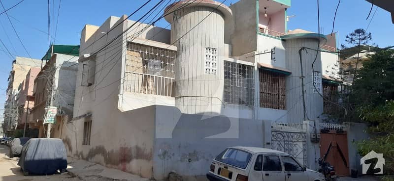 یاسین آباد گلبرگ ٹاؤن کراچی میں 3 کمروں کا 5 مرلہ مکان 1.6 کروڑ میں برائے فروخت۔