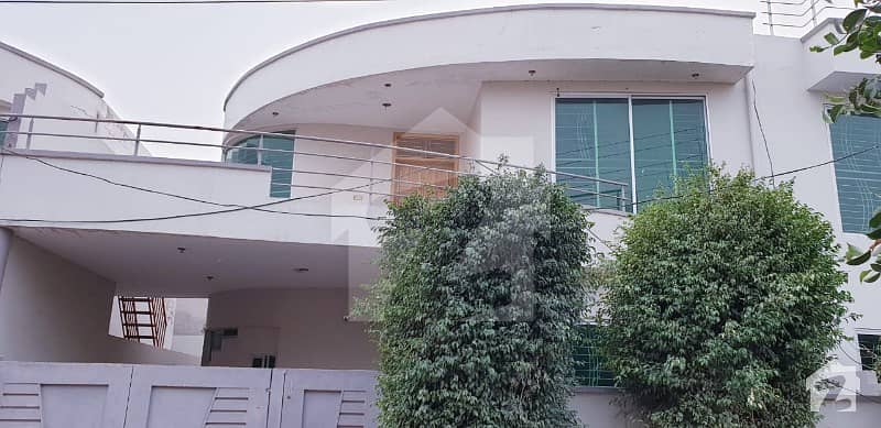 کالج چوک ساہیوال میں 3 کمروں کا 7 مرلہ مکان 1.2 کروڑ میں برائے فروخت۔
