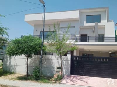 Brand New South Facing One Kanal Corner House For Sale