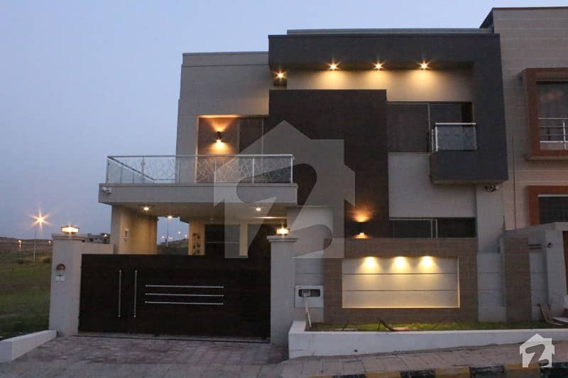 10 Marla House In Block G Bahria Phase 8 Rawalpindi