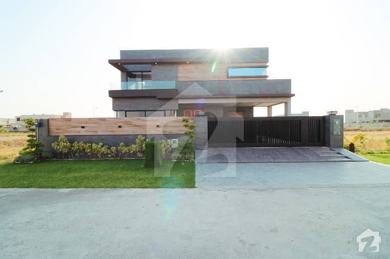 1 Kanal Brand New Luxury Stunning Bungalow For Sale In D H A Phase 7