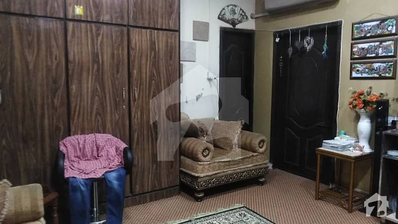 3.5 Marla Flat For Sale On Main Islampura Road