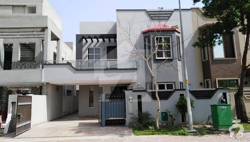 10 Marla House For Sale In Overseas A Block bahria Town Lahore