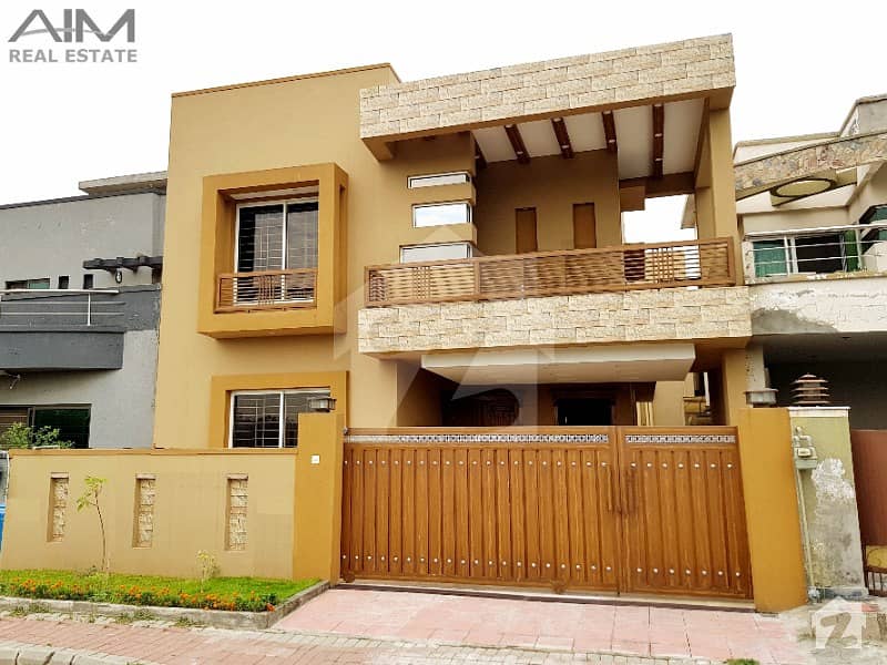 10 Marla Amazing House For Sale In Bahria Town Bahria Town Phase 4