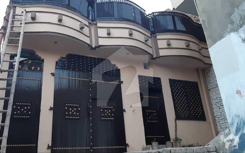 سواتی گیٹ پشاور میں 3 کمروں کا 4 مرلہ مکان 63 لاکھ میں برائے فروخت۔