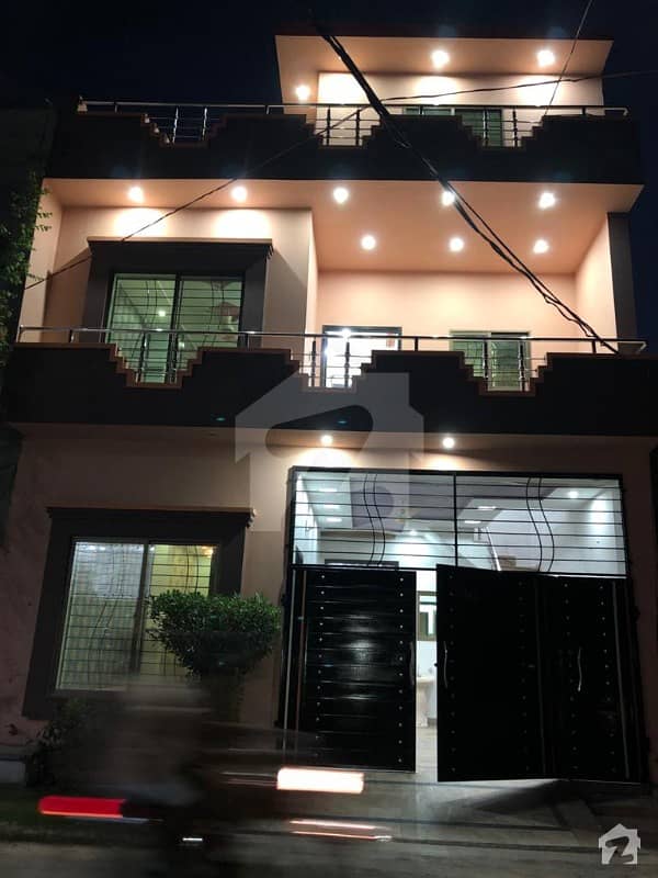 الرحیم گارڈن فیز ۵ جی ٹی روڈ لاہور میں 4 کمروں کا 5 مرلہ مکان 1.1 کروڑ میں برائے فروخت۔