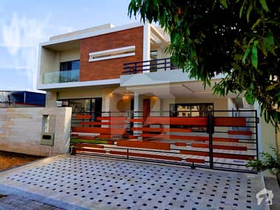 1 Kanal Designer House For Sale 1 Kanal Designer House For Sale