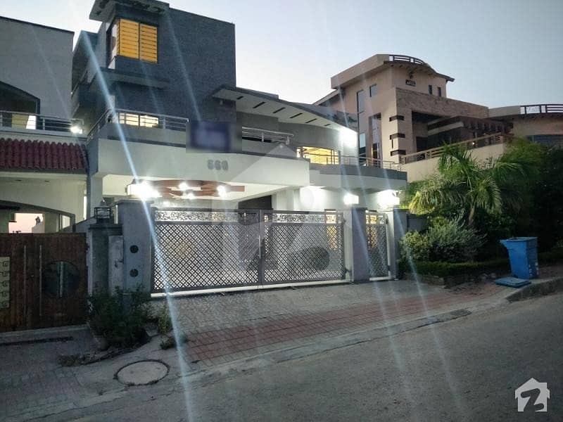 Beautiful House Available For Rent In Bahria Town