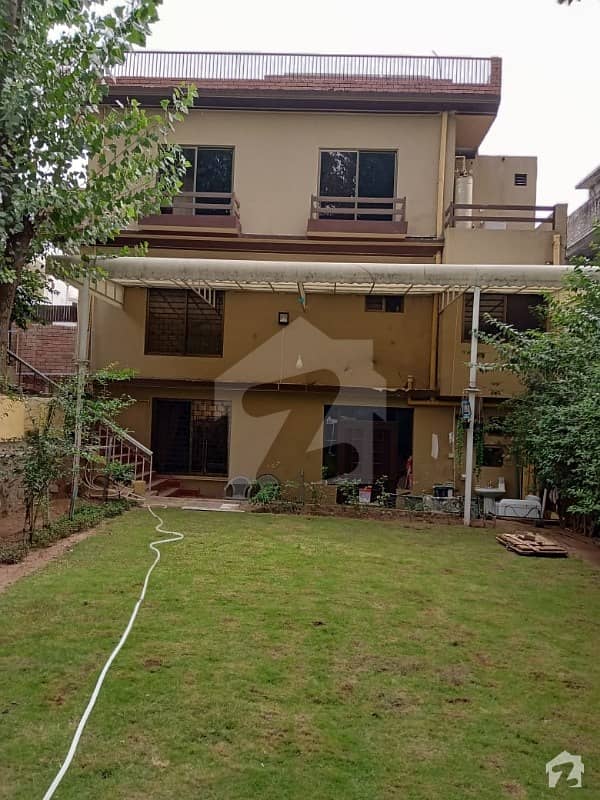 4 Marla House House For Sale In F10-3,islamabad