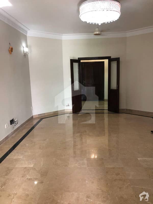 F 11 Prime Location 50x90 Beautiful Kanal House Double Unit For Sale