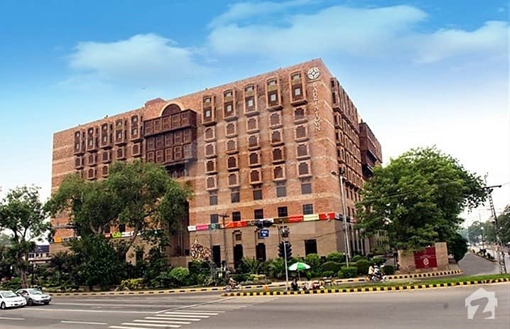سرور روڈ کینٹ لاہور میں 3 کمروں کا 15 مرلہ فلیٹ 2 لاکھ میں کرایہ پر دستیاب ہے۔