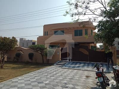 Defence One Kanal Slightly Used House For Rent In Dha Lahore Defence One Kanal Slightly Used House For Rent In Dha Lahore
