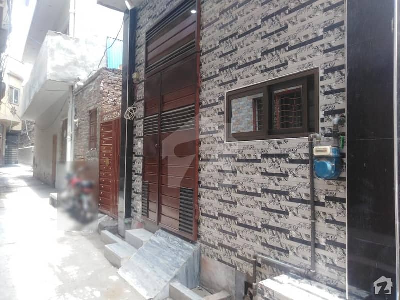 ملتان روڈ لاہور میں 3 کمروں کا 2 مرلہ مکان 60 لاکھ میں برائے فروخت۔