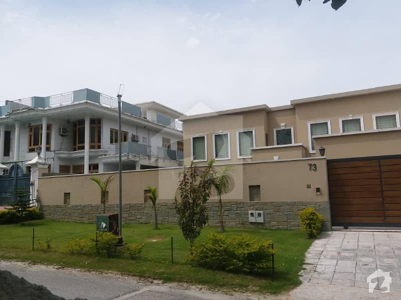 F11 Islamabad 2 Kanal  House Sale Size 75x120 40marla Brand Available For Sale