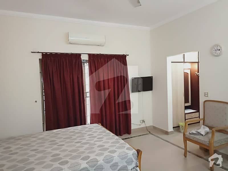 Dha Phase 3 Near To Packages Mall Fully Furnished Bedroom For Rent In 1 Kanal House