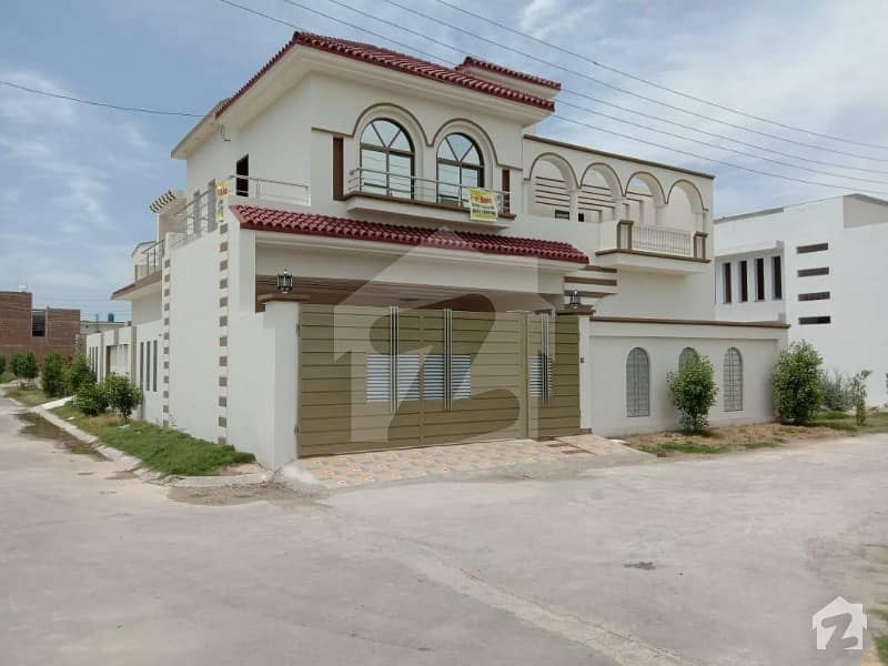 Near Pearl City Al Rayaz Gardens . 10 Marla Double Storey House For Sale.