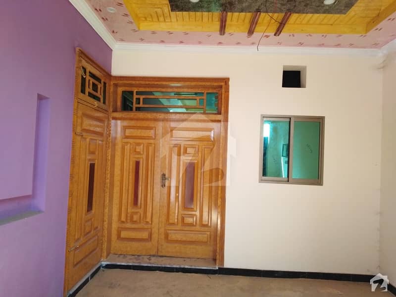 دورنپور پشاور میں 6 کمروں کا 5 مرلہ مکان 98 لاکھ میں برائے فروخت۔